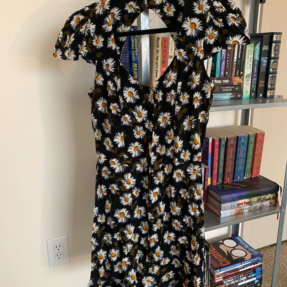 Topshop Daisy Cut Out dress